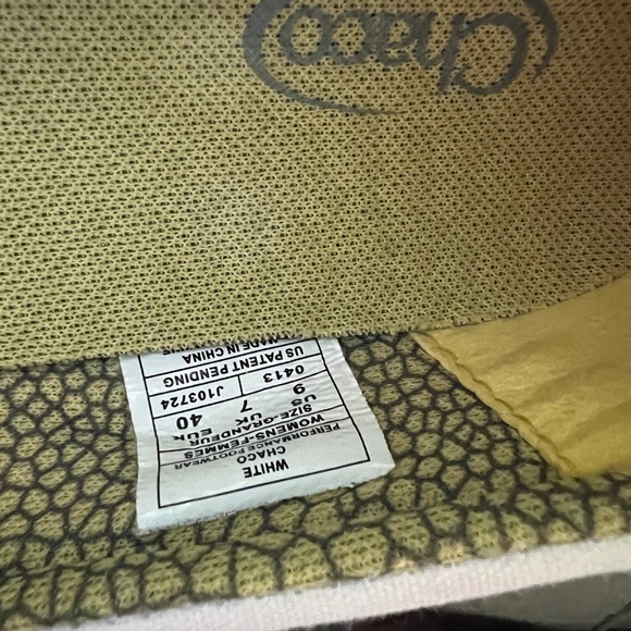 CHACOS white slip ons - Picture 6 of 7